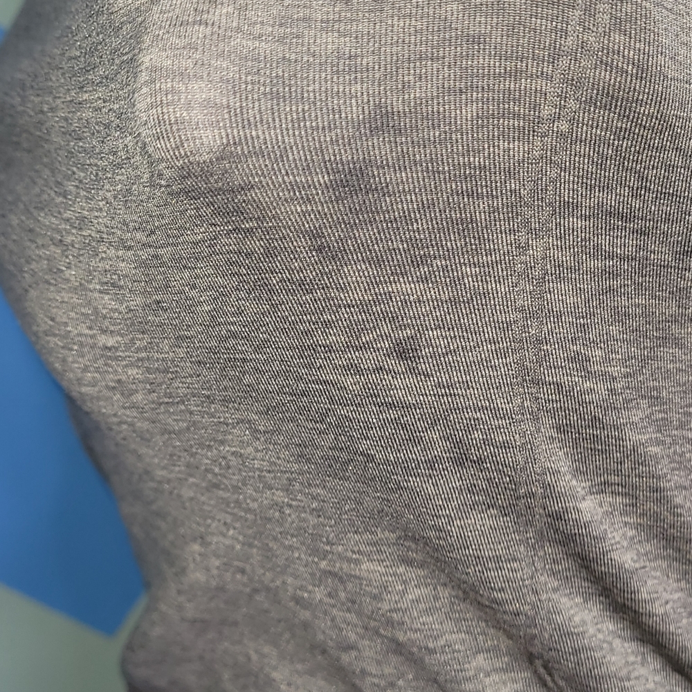 Lululemon In The Flow Tank - Picture 5 of 7